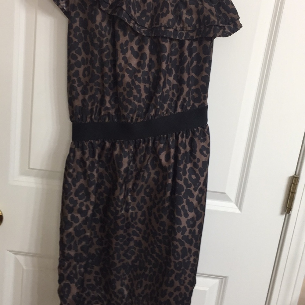One shoulder leopard dress 👠